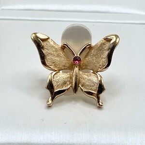 Crown Trifari Butterfly Mini Brooch Scatter Pin Red Cabochon Accent Vintage MCM